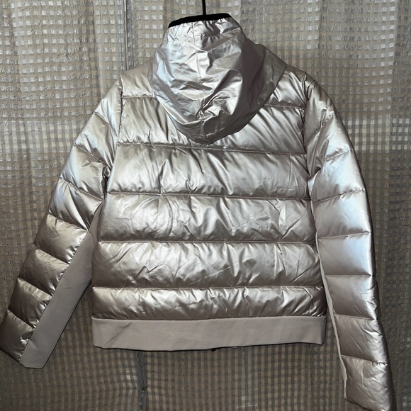 🩶 NWOT! Super Warm Metallic Puffer Coat - Picture 3 of 6